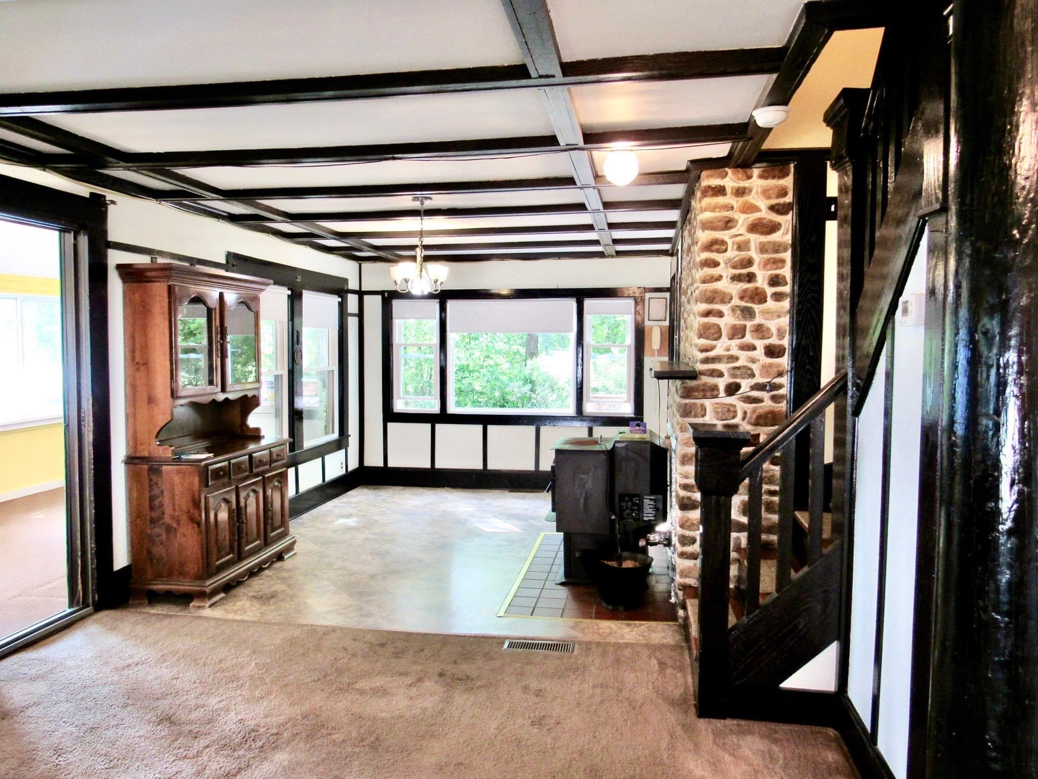 Single Family Residence at 8 Union Rd, Wales MA 01081, Wales, photo 6 of 37