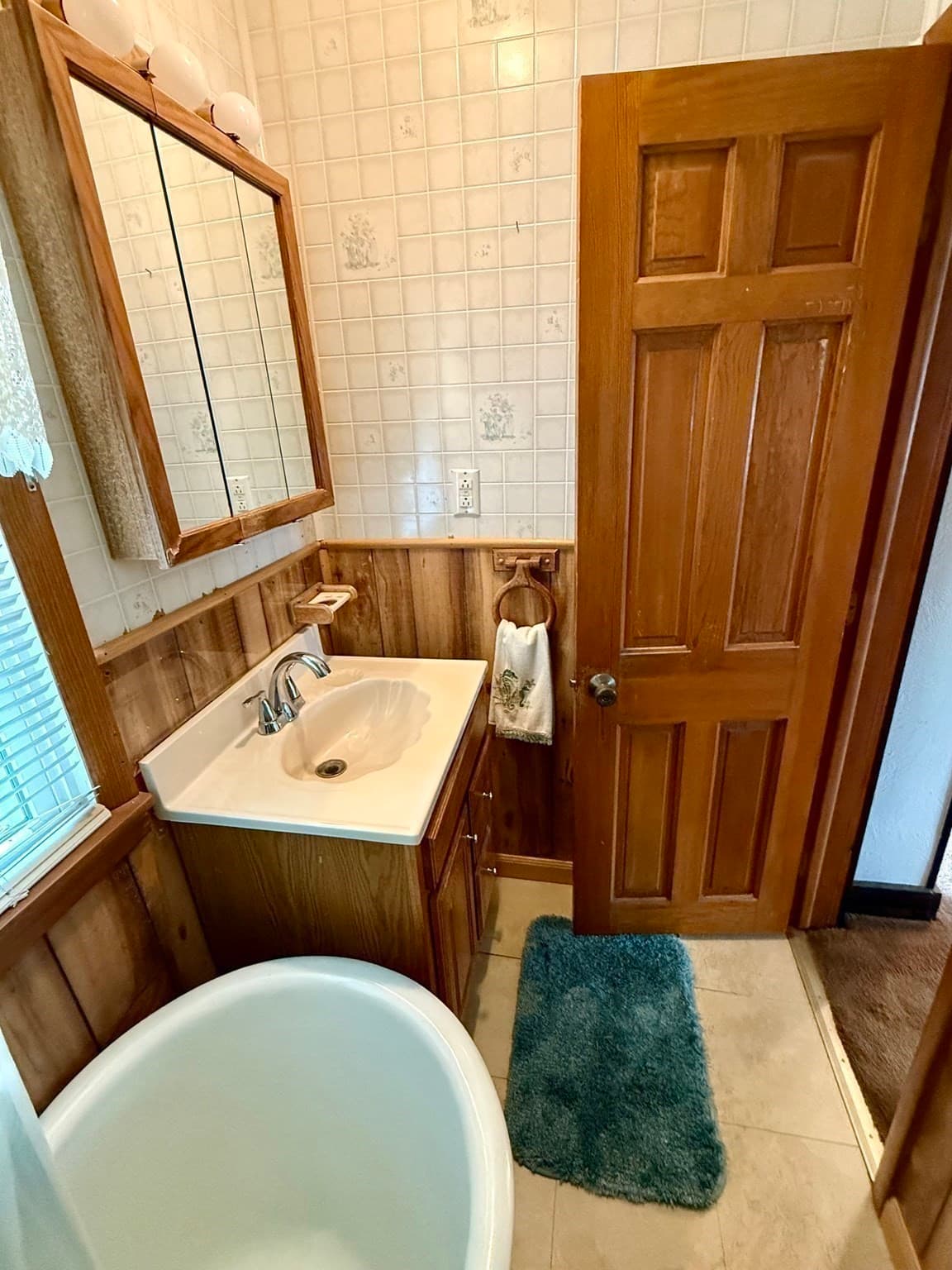 Single Family Residence at 8 Union Rd, Wales MA 01081, Wales, photo 21 of 37