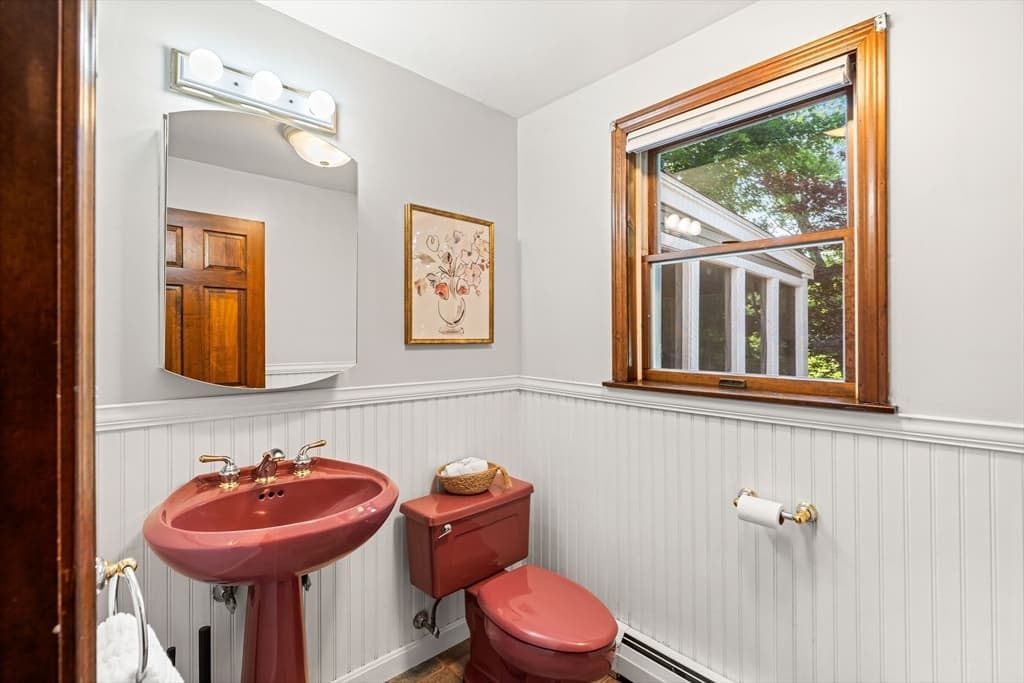 89 W Meadow Rd, Lowell MA 01854 photo 18