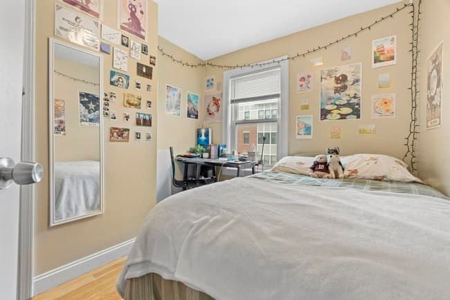 4 Burke St, Boston MA 02120 photo 8