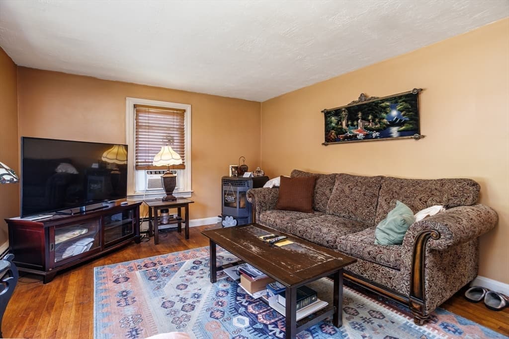 Single Family Residence at 148 Pond St, Leominster MA 01453, Leominster, photo 17 of 42