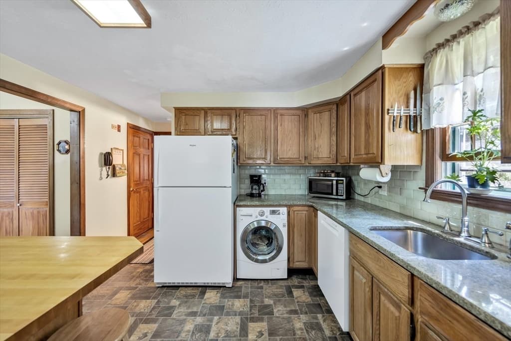 22 Whimbrel Dr, Bourne MA 02534 photo 6