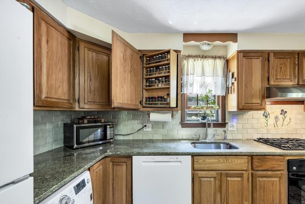 22 Whimbrel Dr, Bourne MA 02534 photo 7
