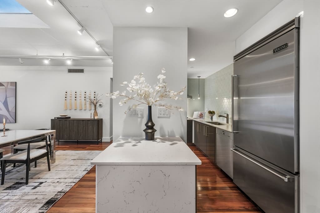 Condominium at 25 Channel Center St # 201, Boston MA 02210, Boston, photo 12 of 16