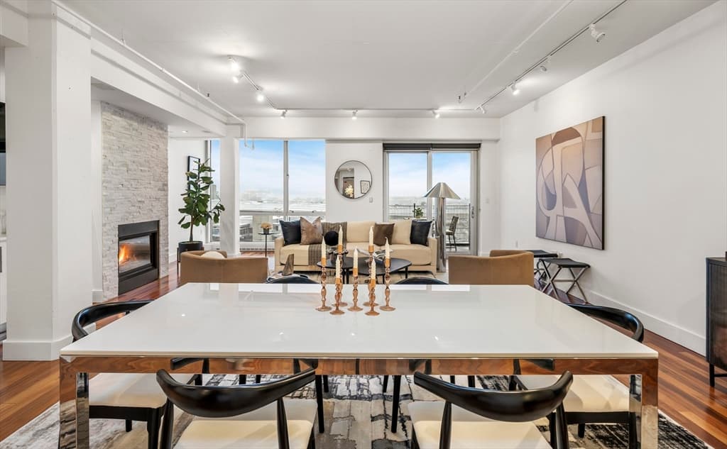 Condominium at 25 Channel Center St # 201, Boston MA 02210, Boston, photo 4 of 16