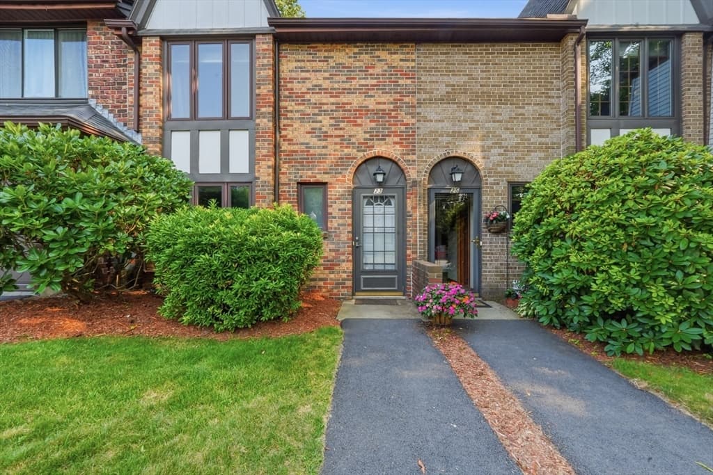 23 Cobblestone Ln # 23, Worcester MA 01606 photo 17