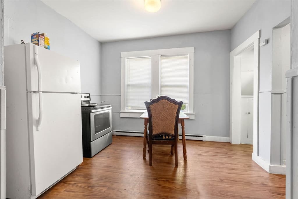 308 Rogers St, Lowell MA 01852 photo 13