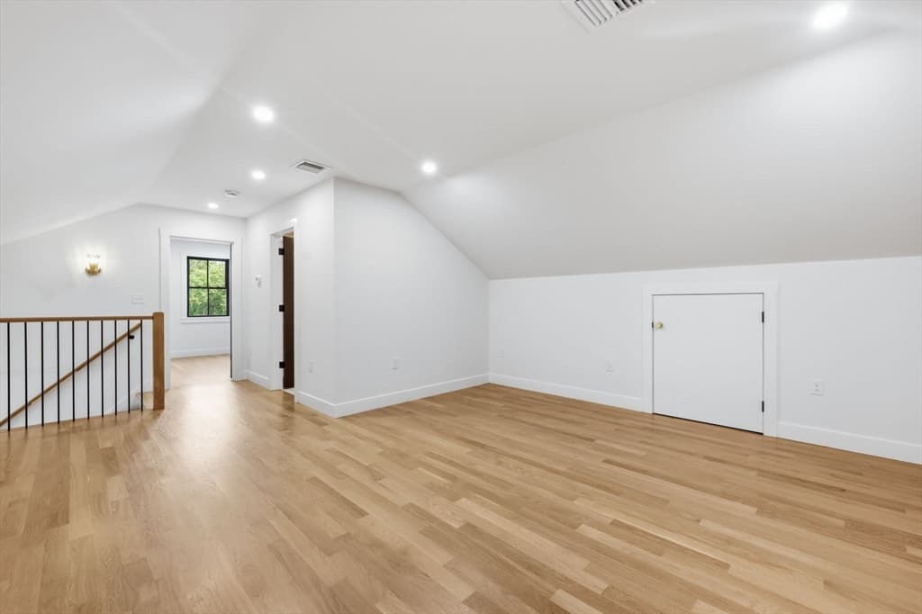 4 Eastern Ave, Burlington MA 01803 photo 30