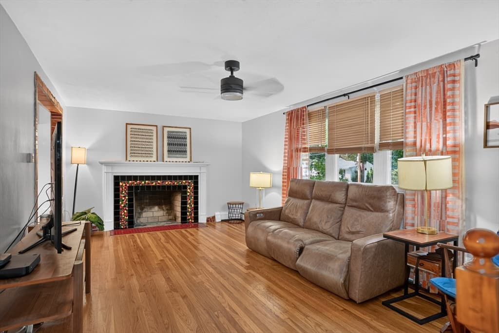 23 Laurel Dr., Hudson MA 01749 photo 6