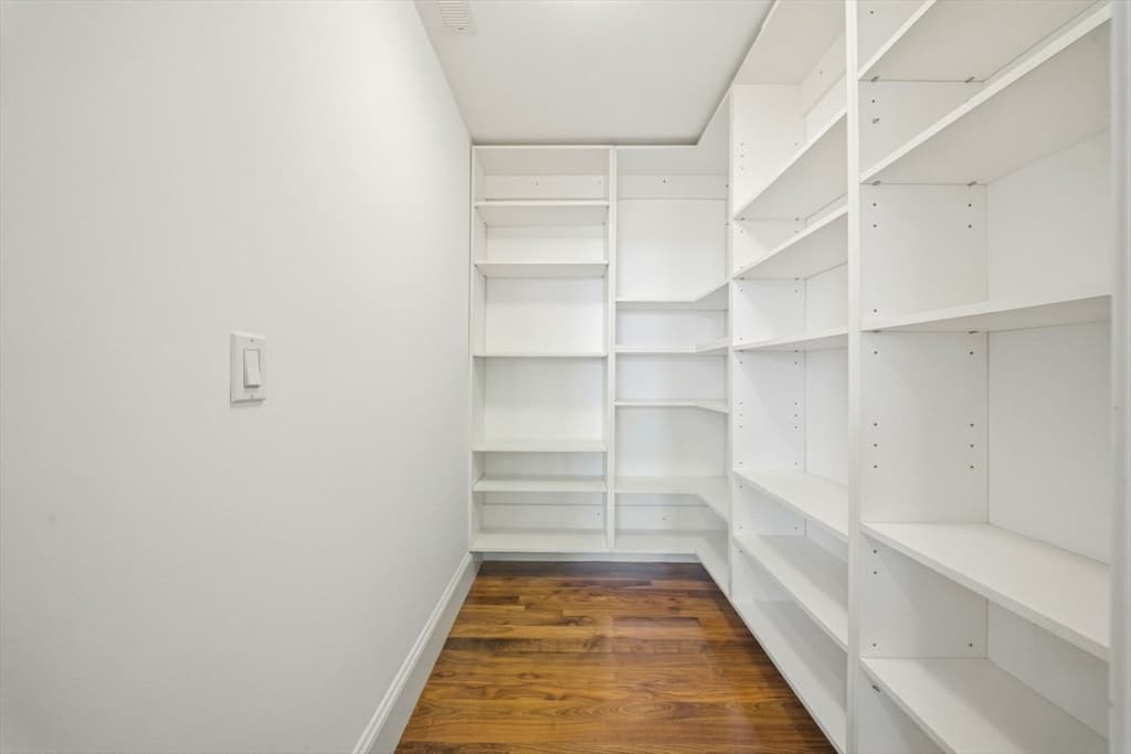 324 Tappan PH, Brookline MA 02445 photo 9