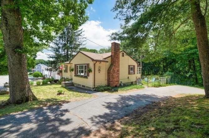 70 Montrose Ave, Wakefield MA 01880 photo 4