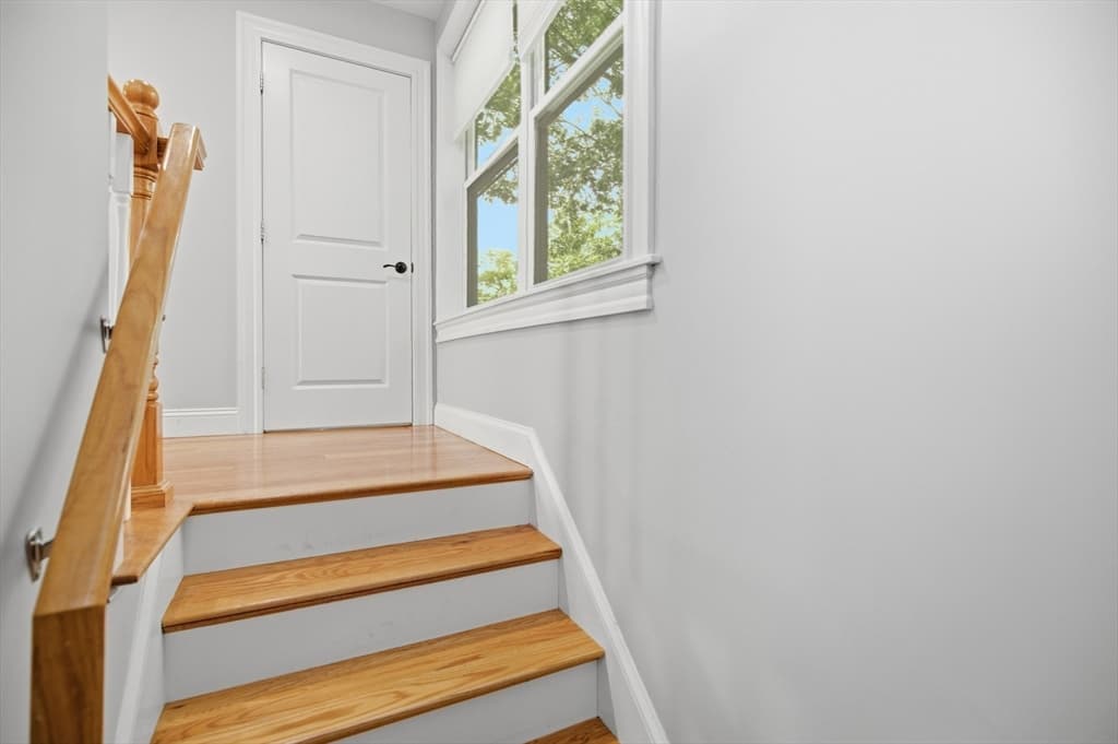 28 Beecher Pl # B, Newton MA 02459 photo 21