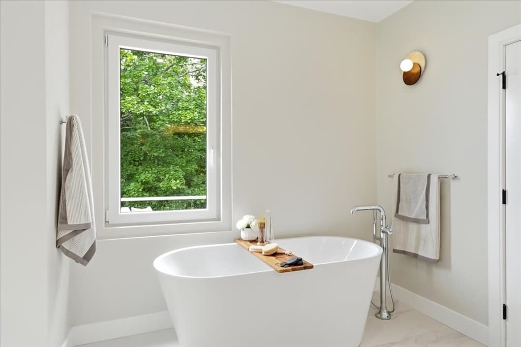 262 River St, Newton MA 02465 photo 14