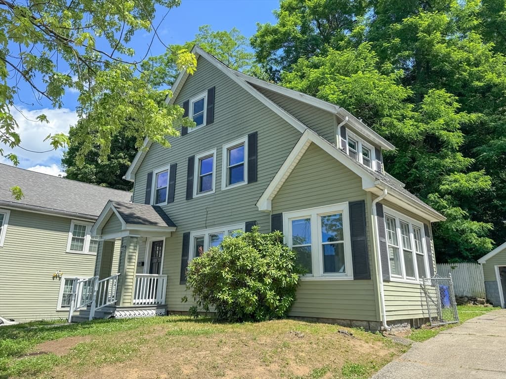 185 Leyfred Ter, Springfield MA 01108 photo 30