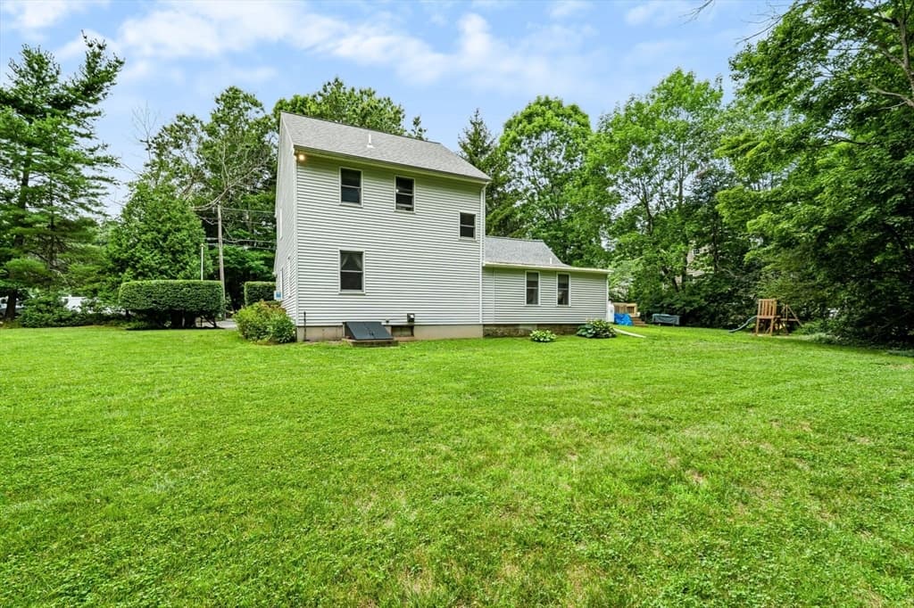 66 N High St, Foxboro MA 02035 photo 36