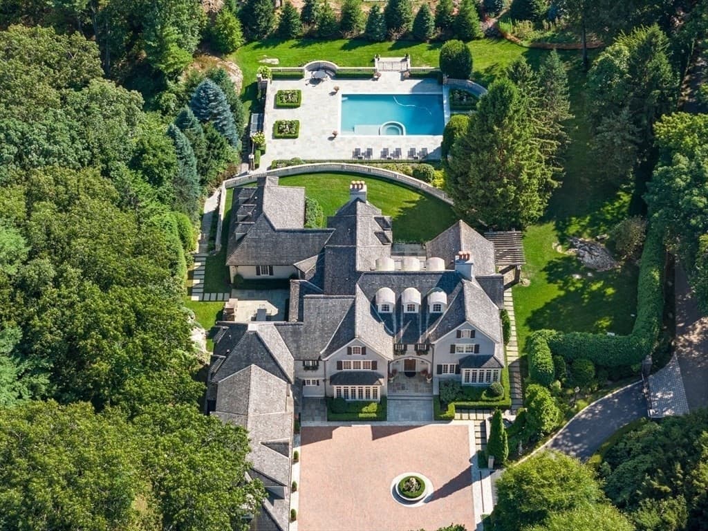 50 Winsor Way, Weston MA 02493