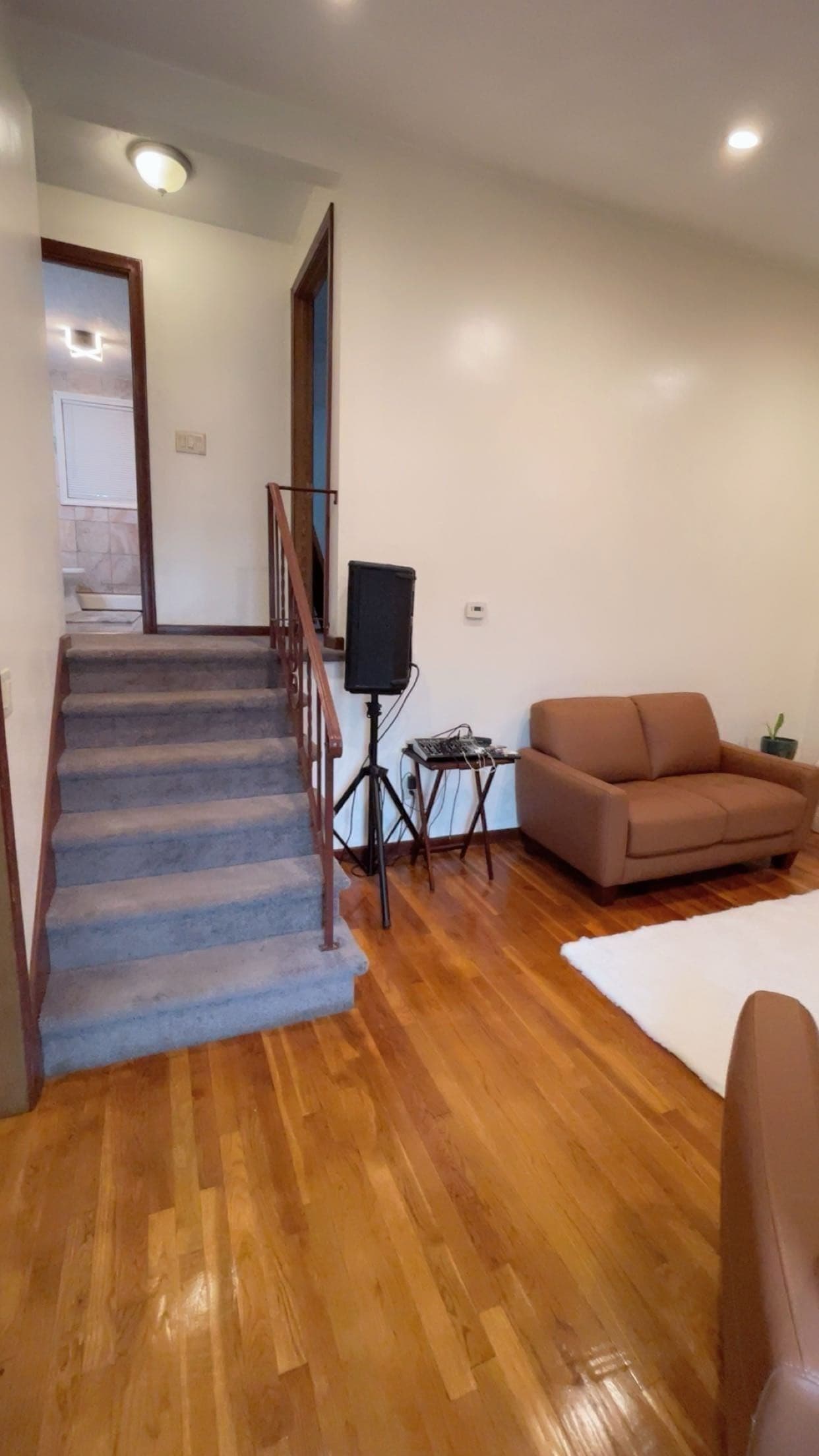 Single Family Residence at 4 Baltic Ave, Brockton MA 02302, photo 11 of 42