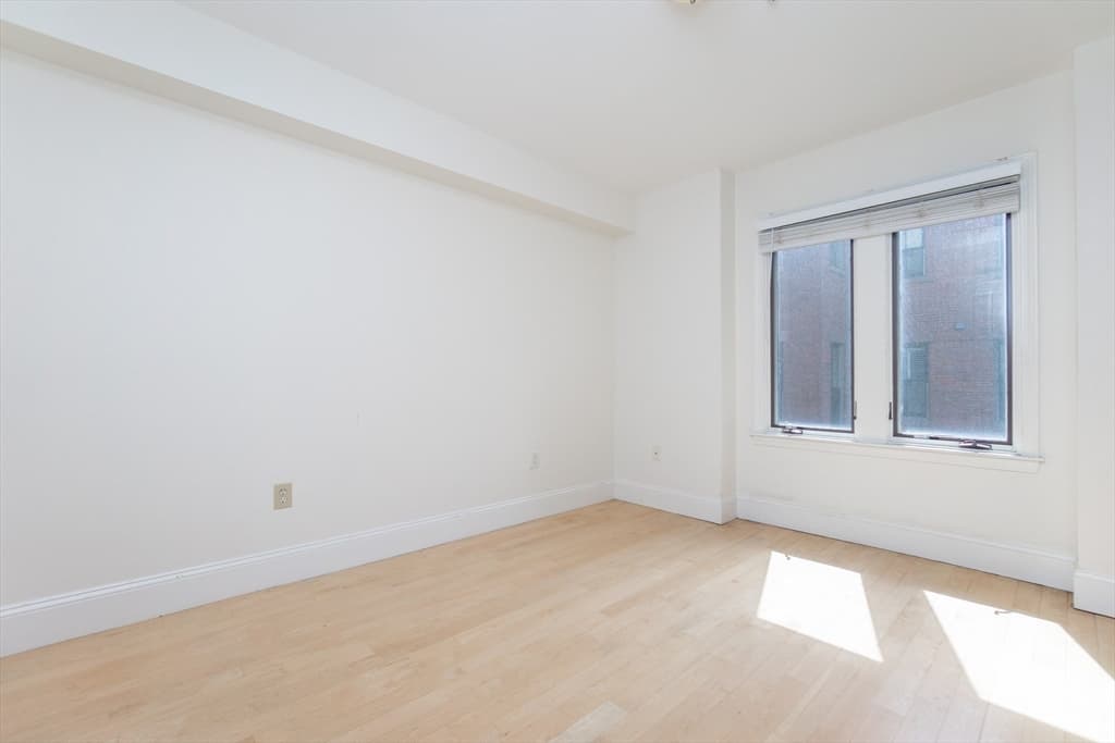 Condominium at 45 W Broadway # 208, Boston MA 02127, Boston, photo 15 of 24