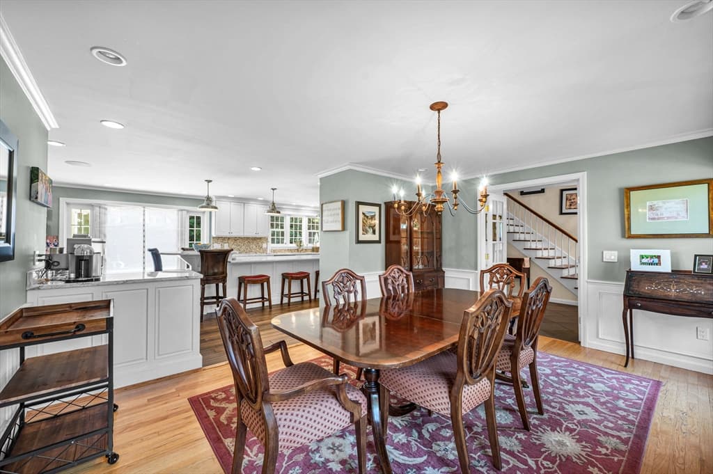 115 Williamsburg Dr, Longmeadow MA 01106 photo 6