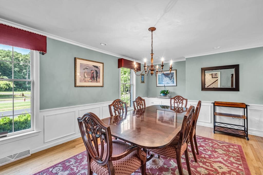115 Williamsburg Dr, Longmeadow MA 01106 photo 5