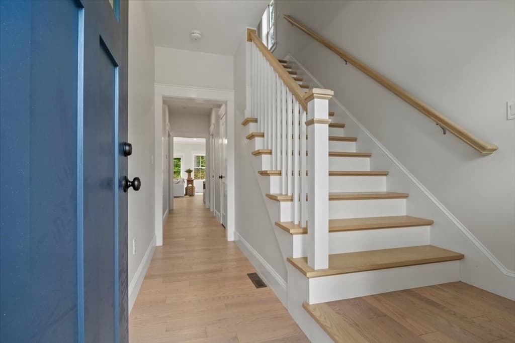 92 Uncas Avenue # 2, Franklin MA 02038 photo 2