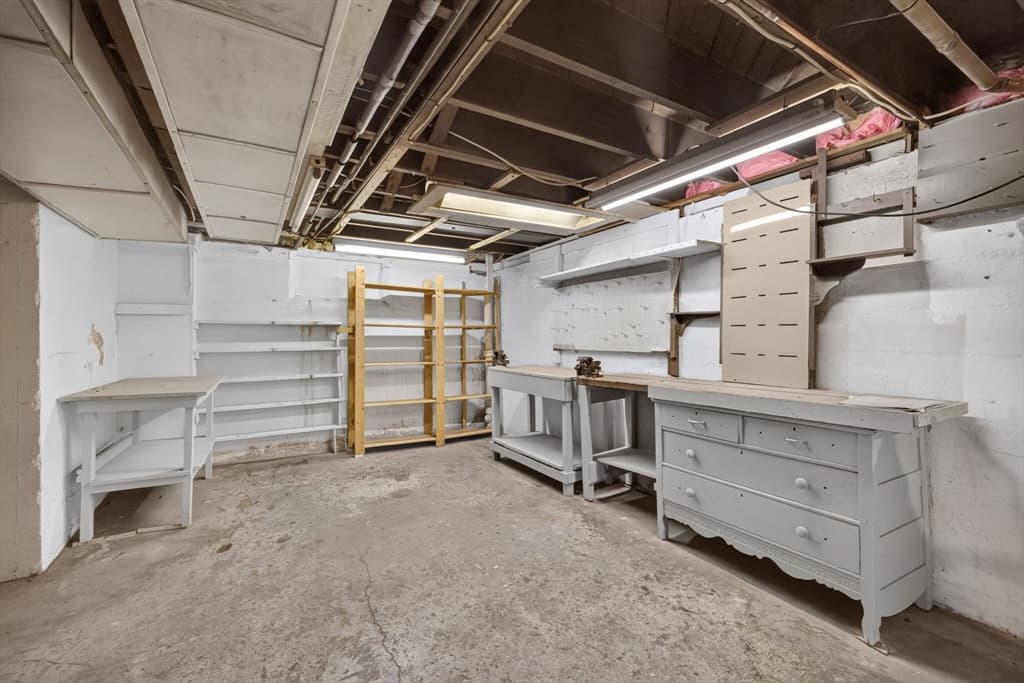414 Archer St, Fall River MA 02720 photo 36