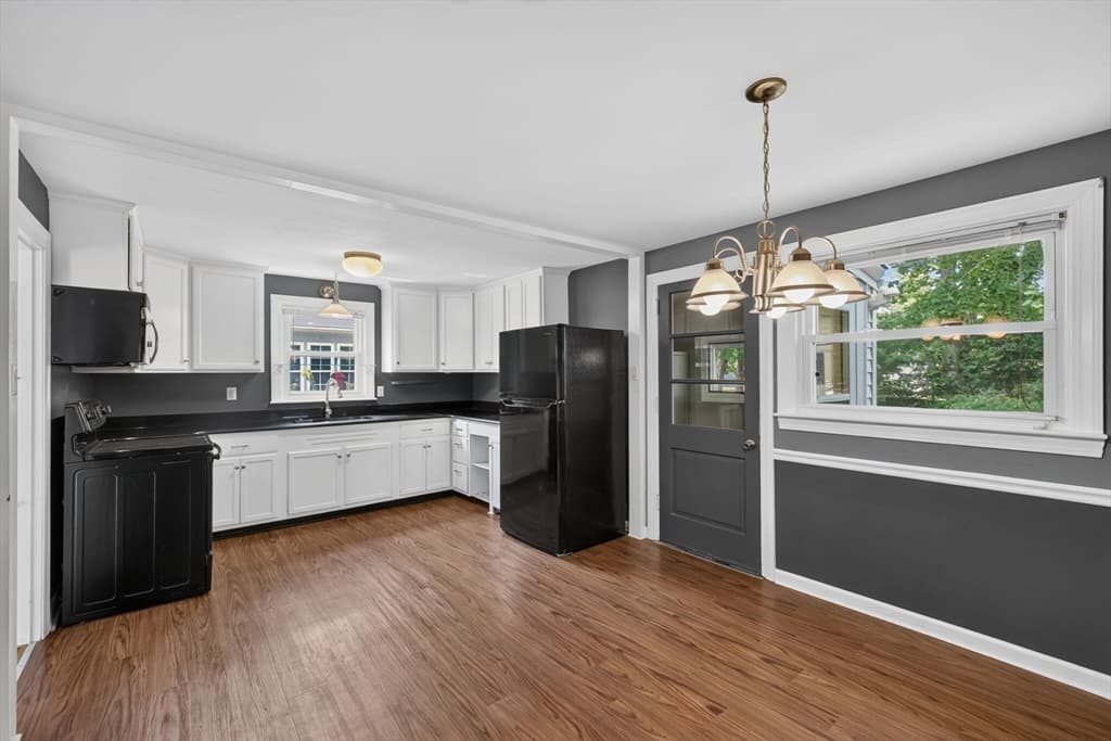 414 Archer St, Fall River MA 02720 photo 14