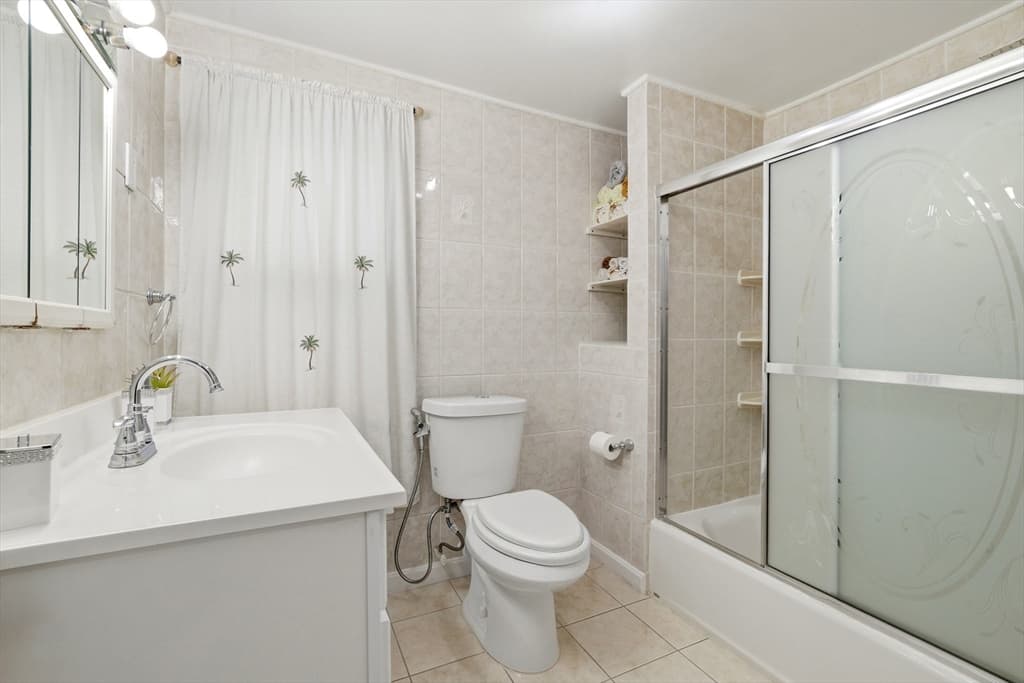 30 Woodlawn St, Everett MA 02149 photo 6