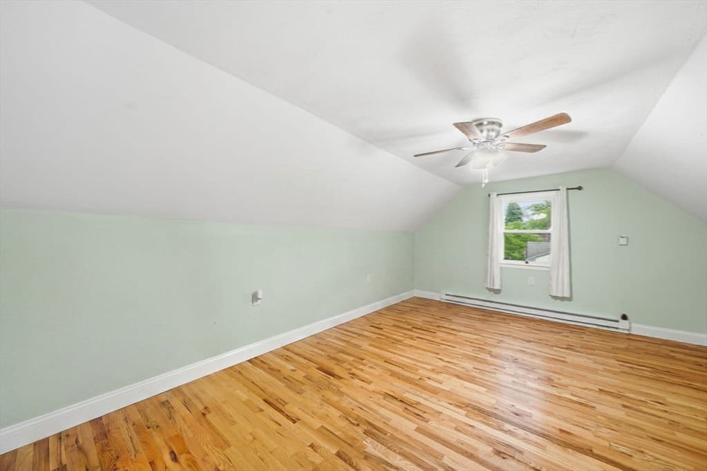 1582 Varnum Ave, Lowell MA 01854 photo 33