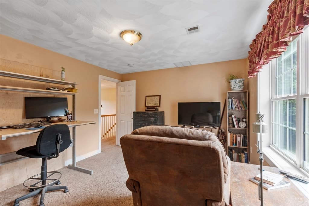 18 Lawrence St, Pepperell MA 01463 photo 28