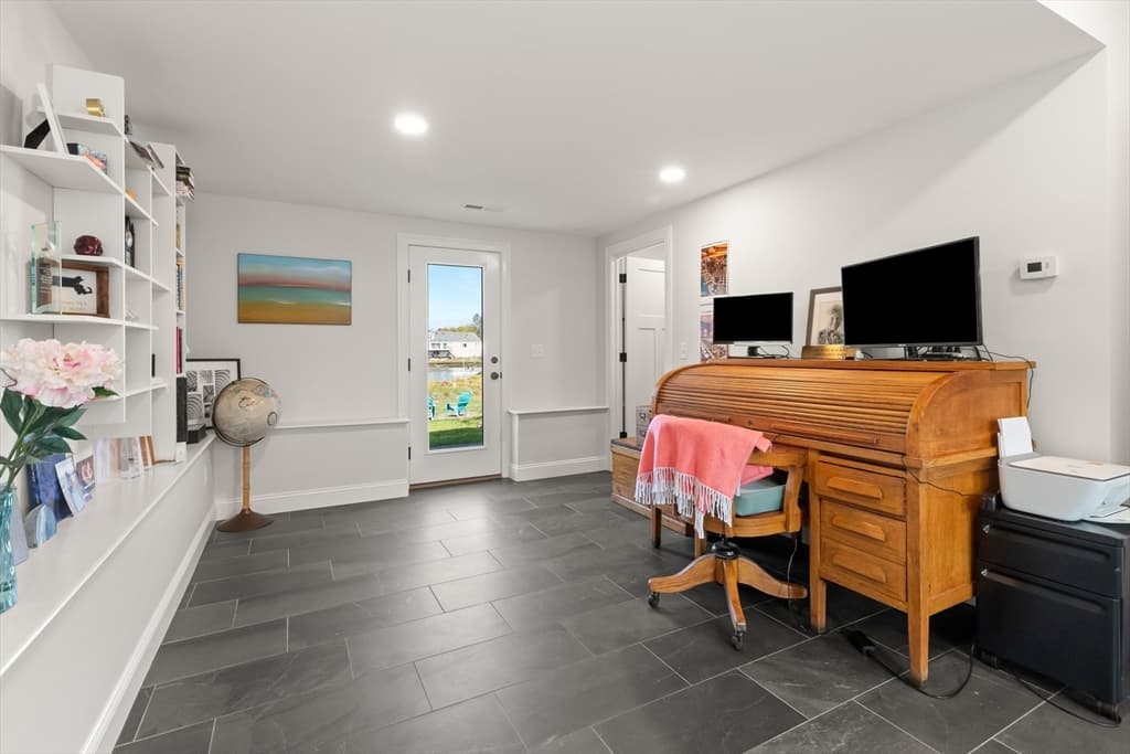 Single Family Residence at 59 Riverview Ave, Danvers MA 01923, Danvers, photo 27 of 31