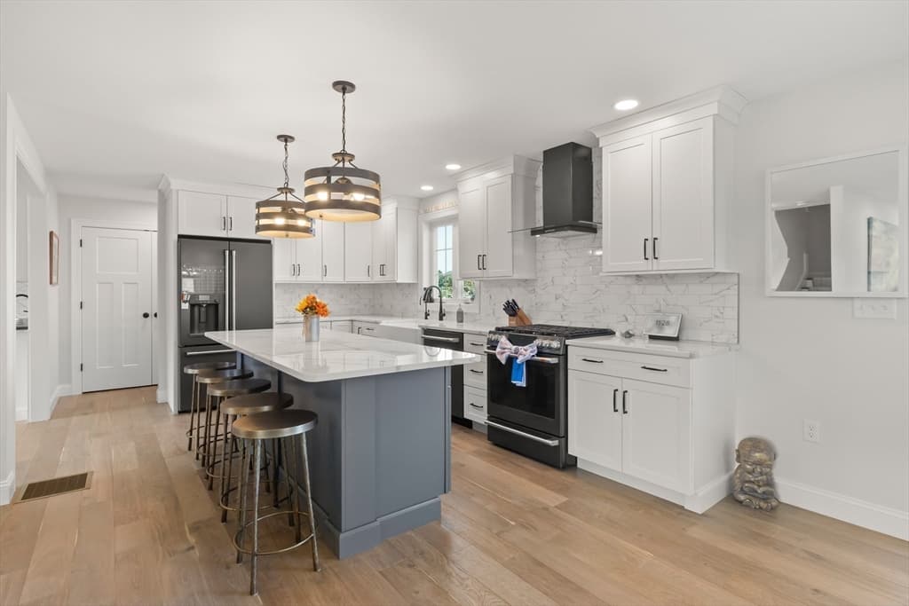 Single Family Residence at 59 Riverview Ave, Danvers MA 01923, Danvers, photo 4 of 31