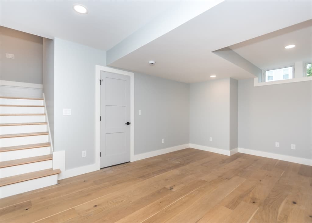 308 Newton Street # 1, Waltham MA 02453 photo 38