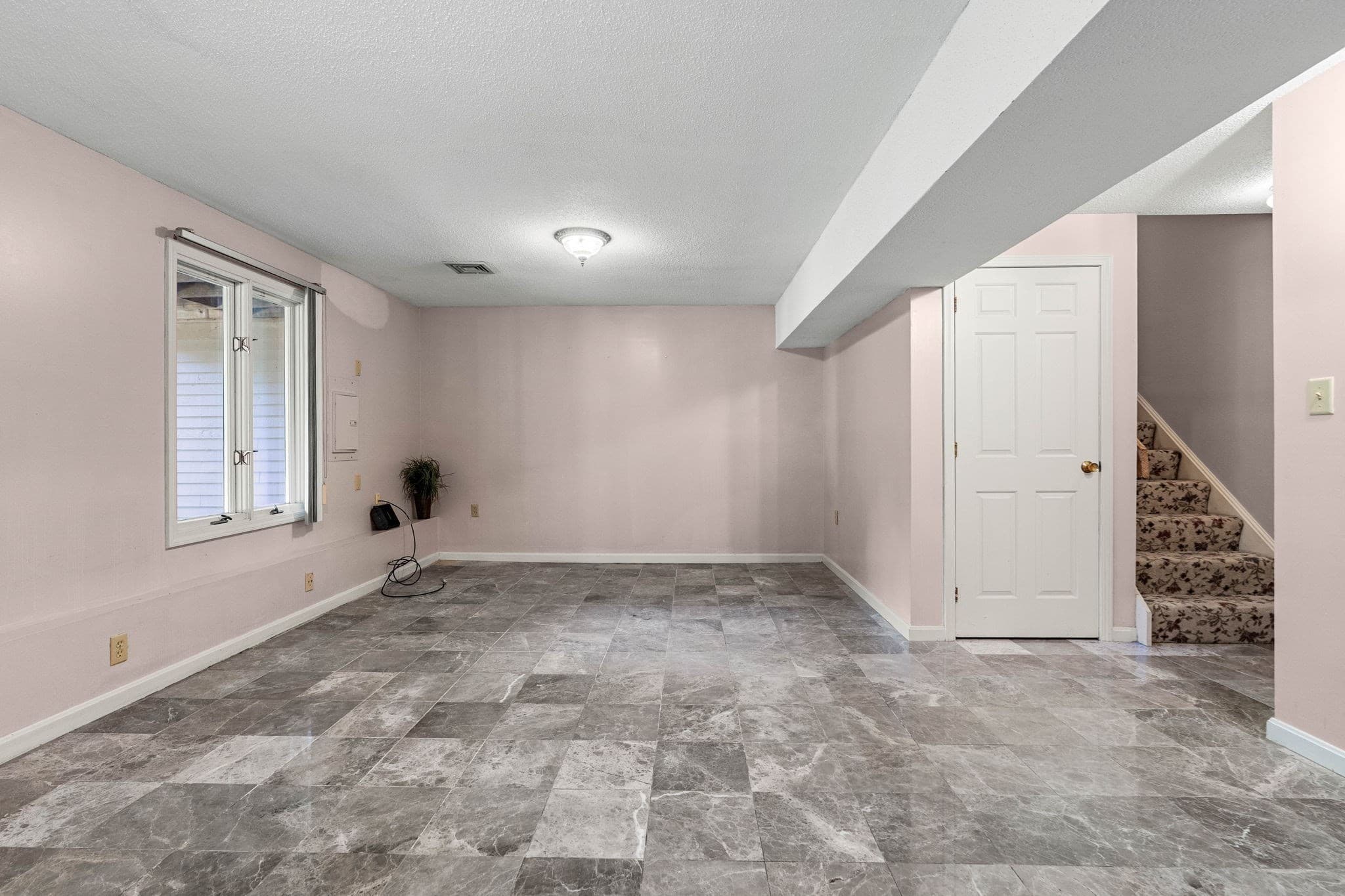 Condominium at 213 Brickett Hill Circle # 213, Haverhill MA 01830, Haverhill, photo 22 of 42