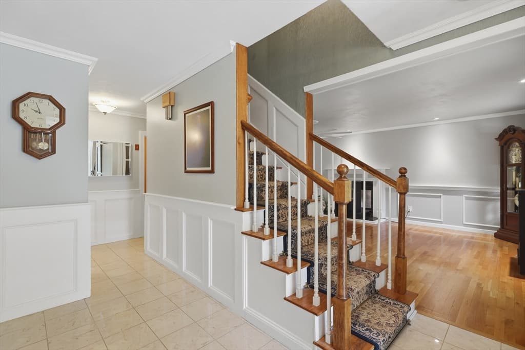 73 West Street, Pepperell MA 01463 photo 4