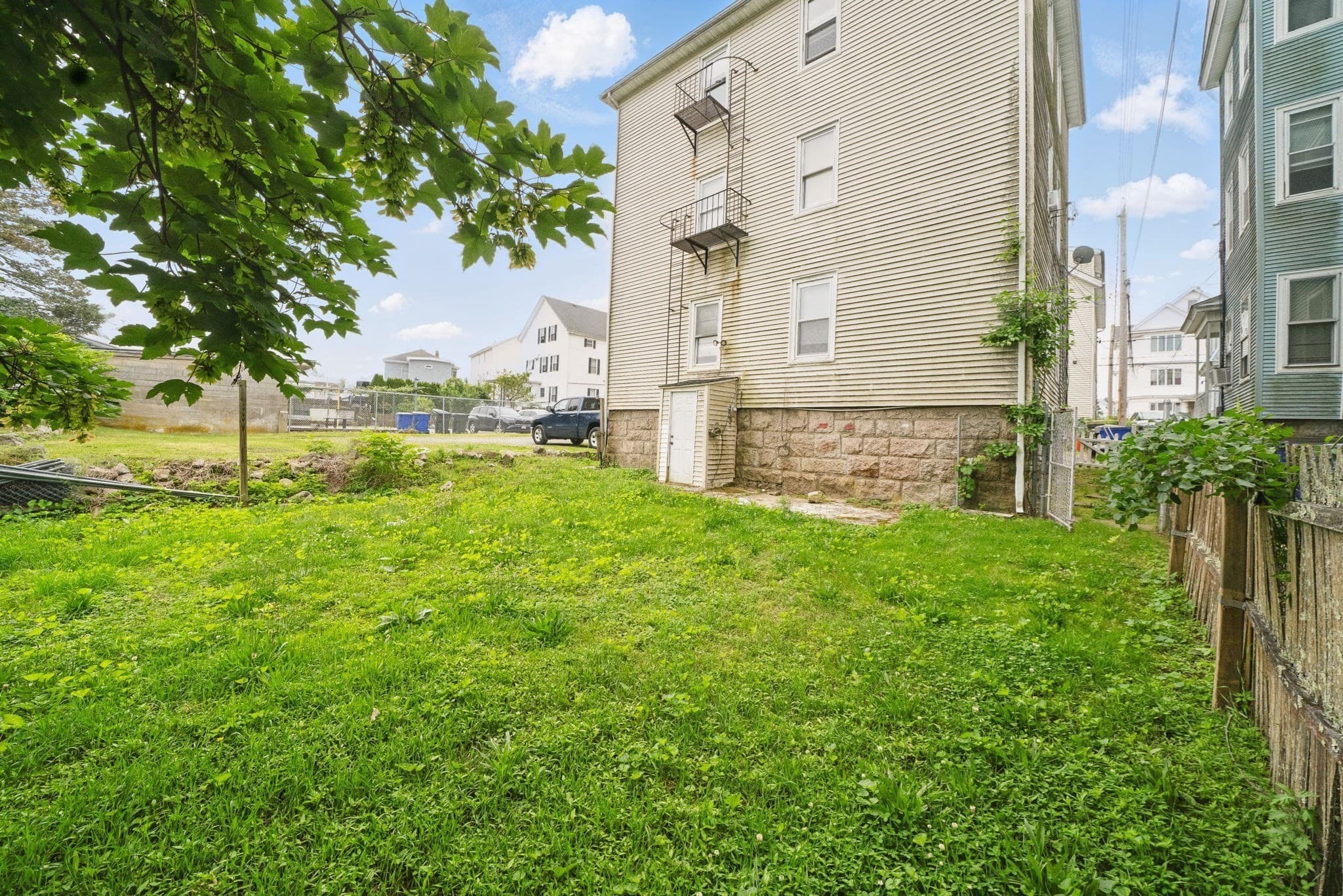 3 Family at 646 Birch St, Fall River MA 02724, photo 4 of 23