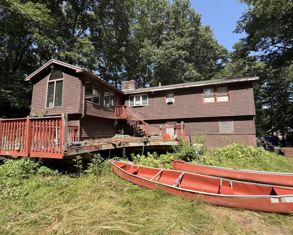 33 Juckett Hill Dr, Belchertown MA 01007
