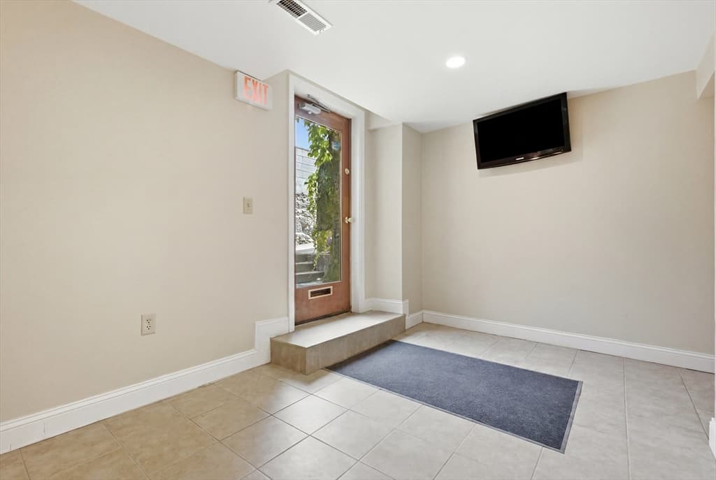 567 Talbot Ave # 20, Boston MA 02124 photo 23