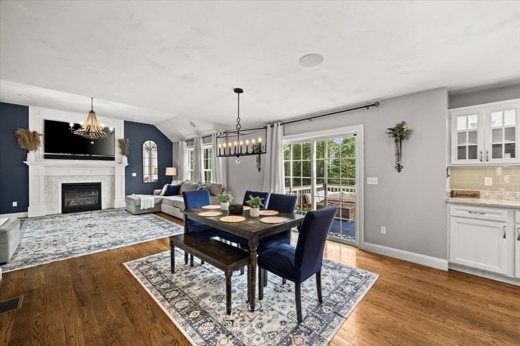 8 Paddock Cir, Middleboro MA 02346 photo 22