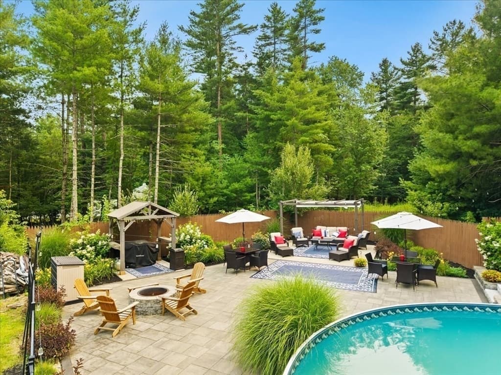 8 Paddock Cir, Middleboro MA 02346 photo 14