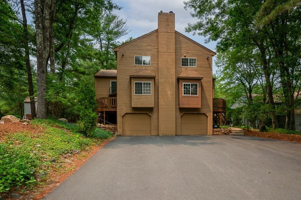 54 Voyagers Ln # 54, Ashland MA 01721