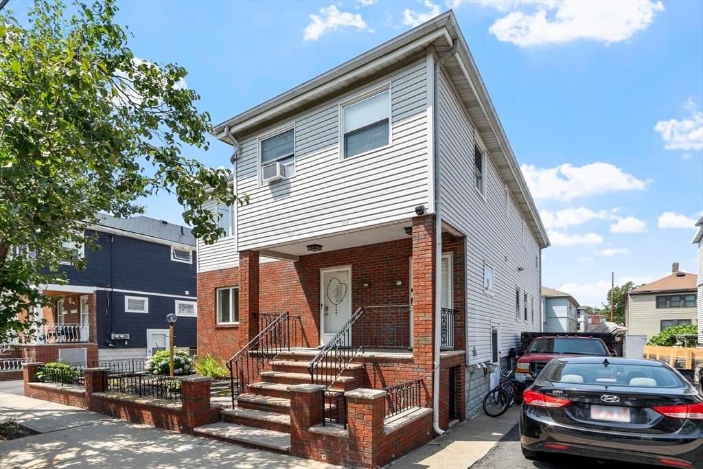 26 Shirley St, Everett MA 02149