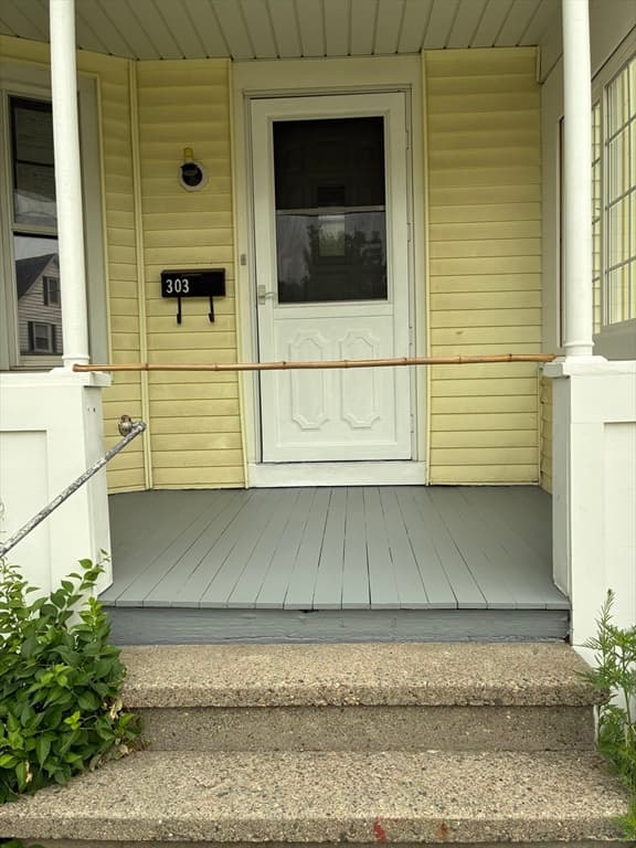Single Family Residence at 303 Chapman, Greenfield MA 01301, Greenfield, photo 3 of 23