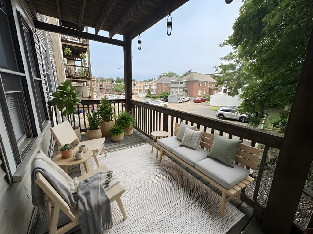 Condominium at 1742 Commonwealth Ave # 2, Boston MA 02135, Boston, photo 3 of 9