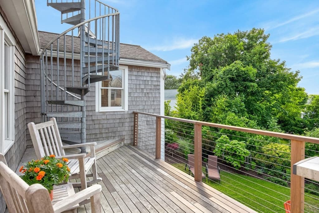 17 Carnes Lane Unit 2, Provincetown MA 02657 photo 10