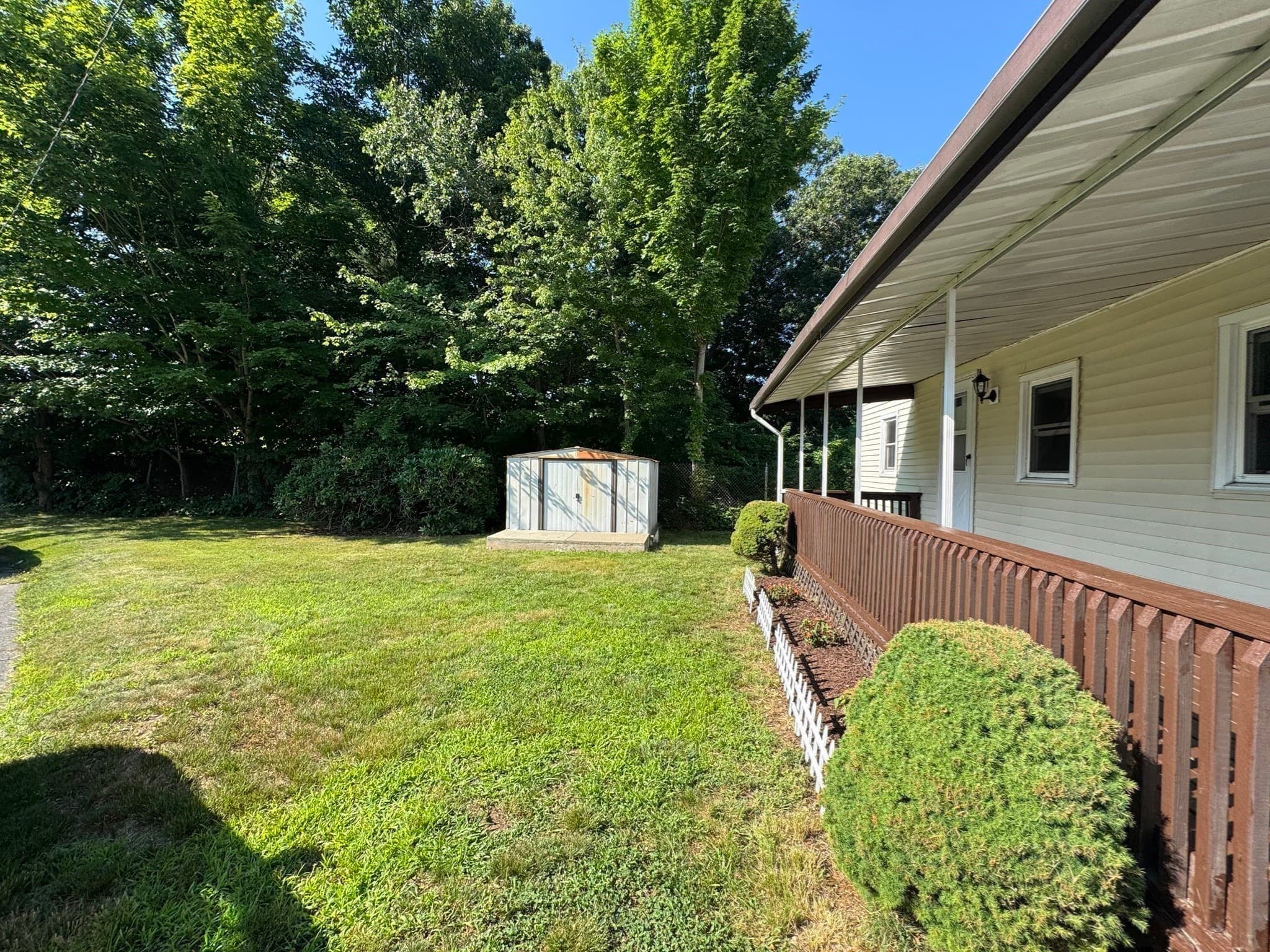 Mobile Home at 299 Miller St # E8, Ludlow MA 01056, Ludlow, photo 13 of 23