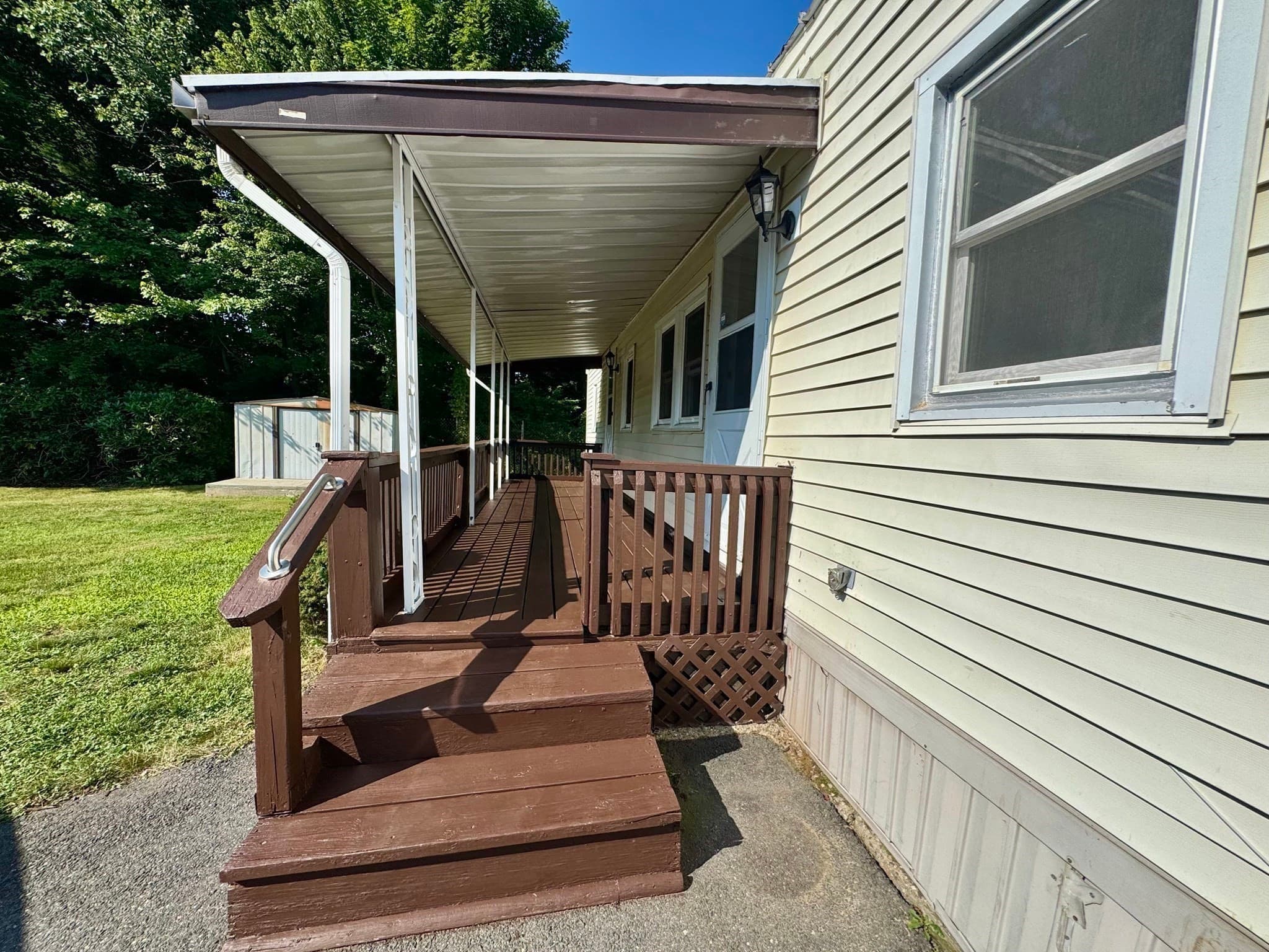 Mobile Home at 299 Miller St # E8, Ludlow MA 01056, Ludlow, photo 17 of 23