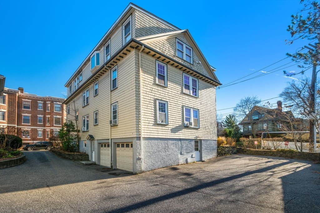 65-67 Saint James Circle, Newton MA 02458 photo 42
