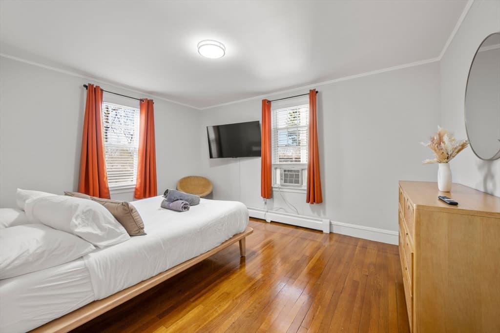 65-67 Saint James Circle, Newton MA 02458 photo 12