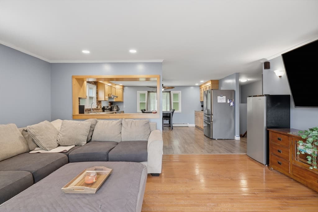1373 N Orange Rd, Athol MA 01331 photo 4